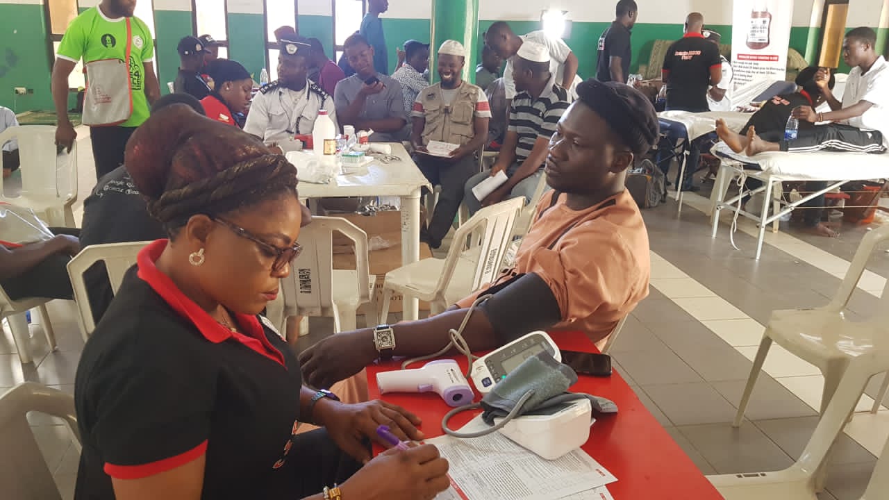 65 Ahmadi Muslims in Lagos donate blood to save lives Majlis Khuddamul Ahmadiyya Nigeria